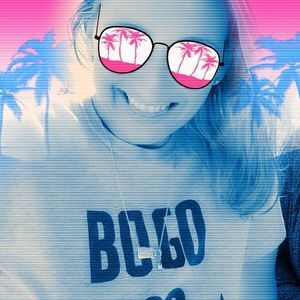 Meet your Posher, Ava